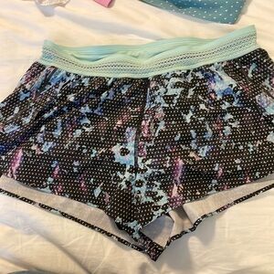 Lululemon Split Second shorts